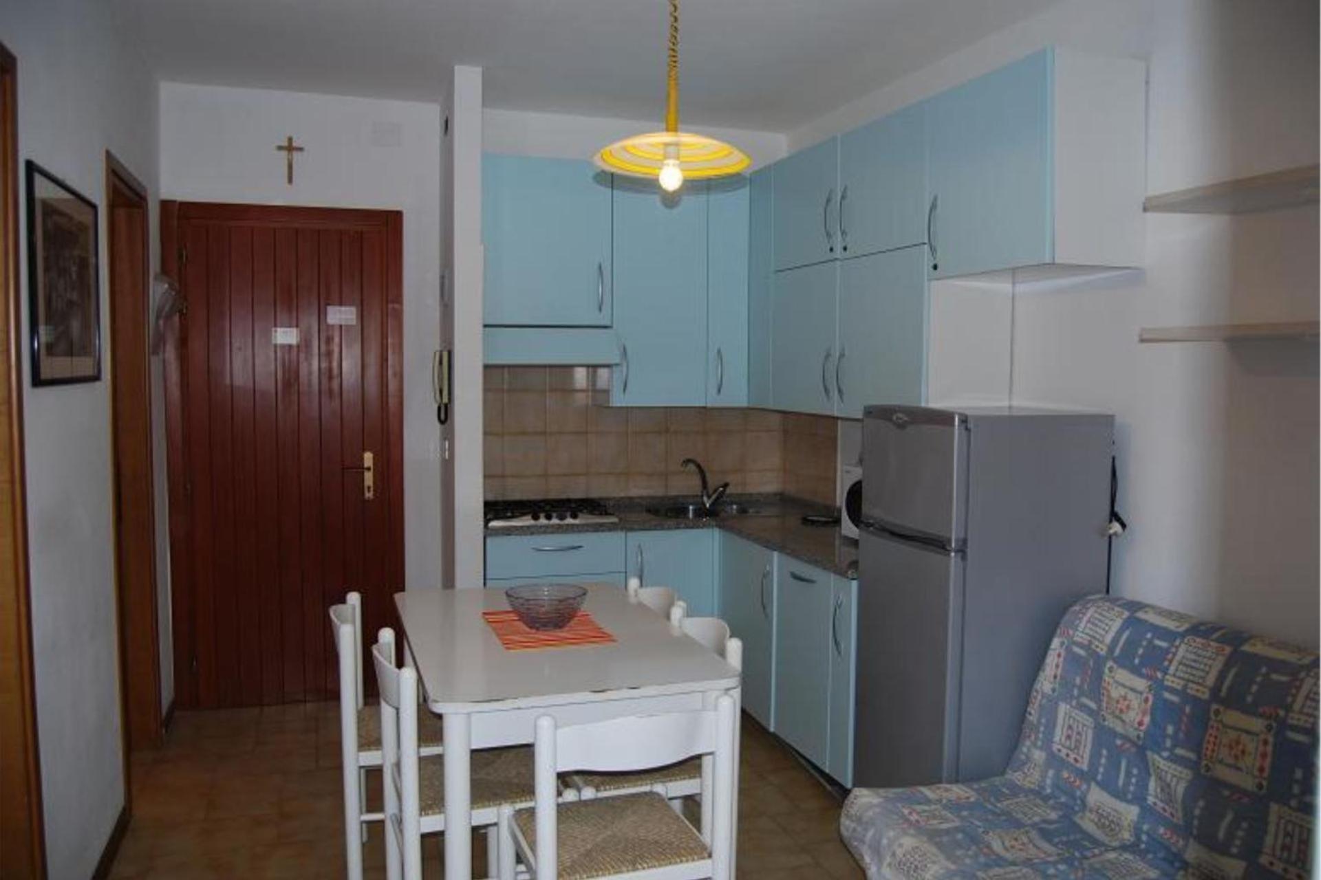 Well-equipped 1 Bedroom Flat For Up To 6 Guests